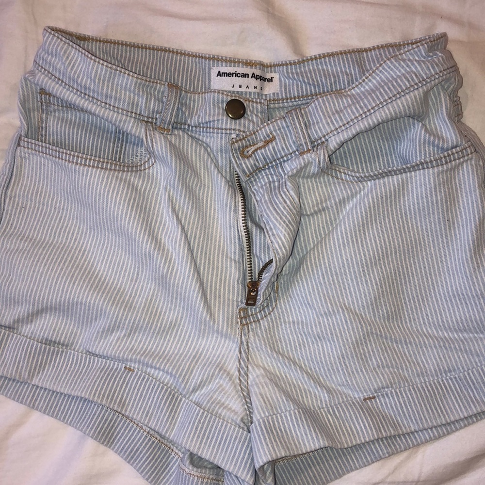 AMERICAN APPAREL JEAN SHORTS